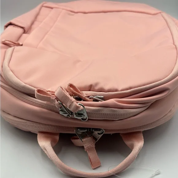 All in Motion Soft Pink 17" Commuter Backpack Laptop Sleeve - Picture 9 of 10